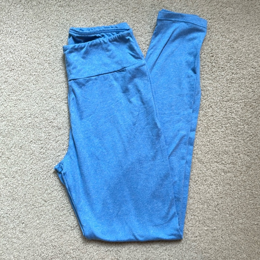 LuLaRoe leggings.